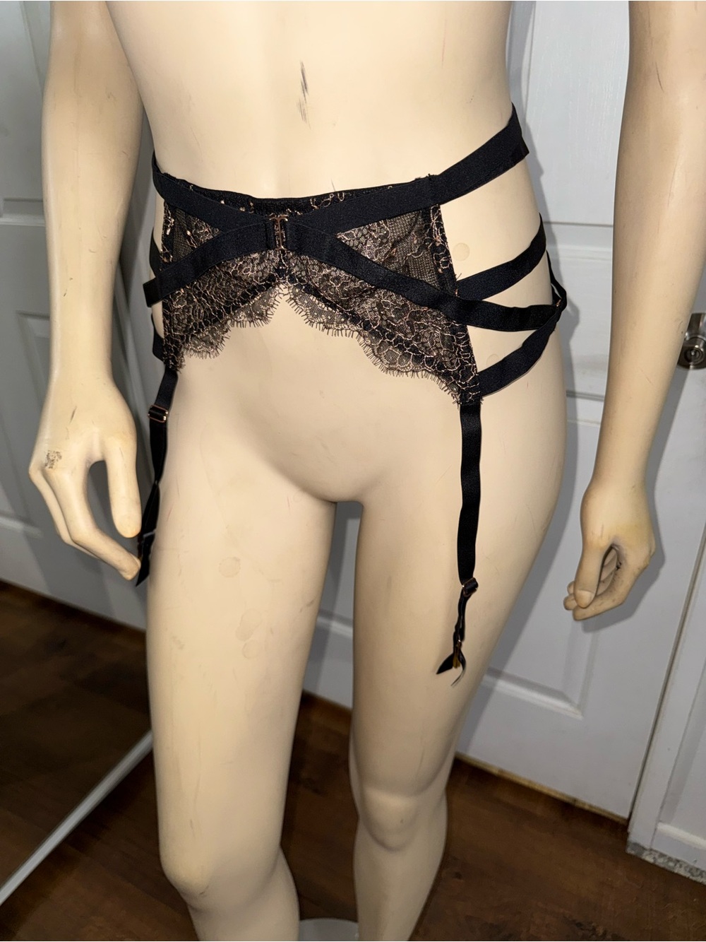 Victoria's Secret Black Lace Strappy Garter